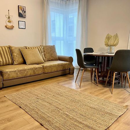 Oldtown Retro Apartment By Marina With Balcony For 6 People Gdańsk Eksteriør bilde